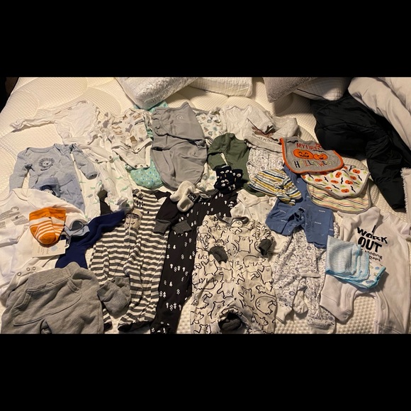 HUGE NEWBORN LOT - Picture 1 of 6